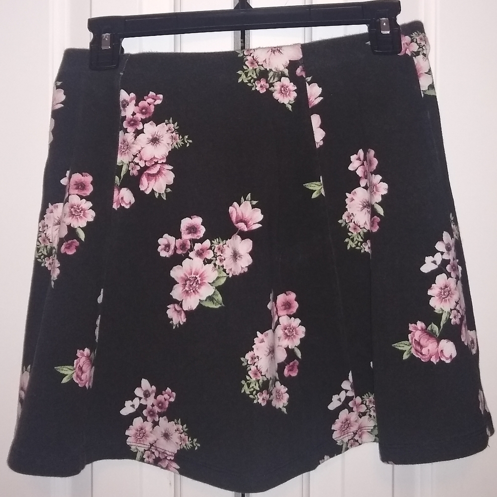 Forever 21 | Mini Skirt